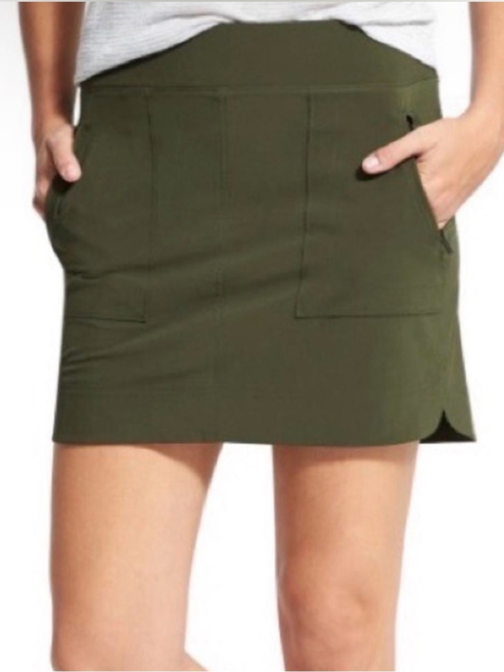 Athleta Chelsea Cargo Skort Womens Olive Green Hiking Athletic Golf Skirt Size 6